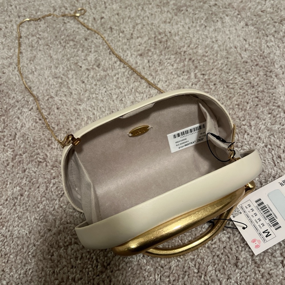 Zara faux leather clutch - Picture 3 of 3
